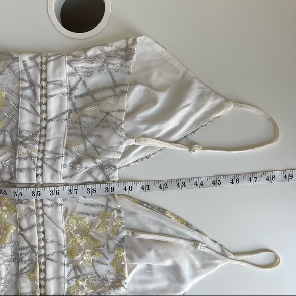 Banjul Designer White Embroidered Floral Dress size S NWT - Picture 10 of 10